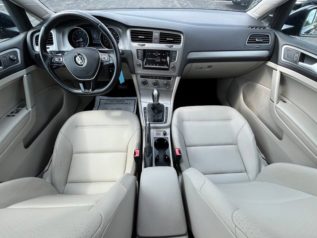 Used 2015 Volkswagen Golf S FWD image 13