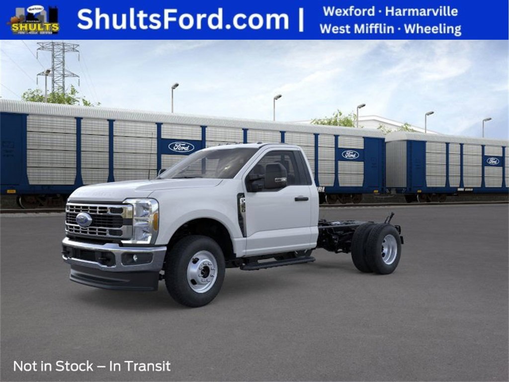 New 2026 Ford F350 XL w/ XL Chrome Package