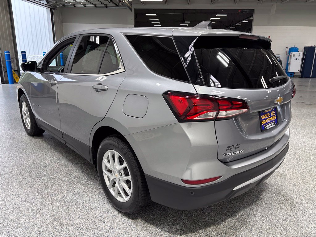 Used 2024 Chevrolet Equinox LT AWD/4WD image 5
