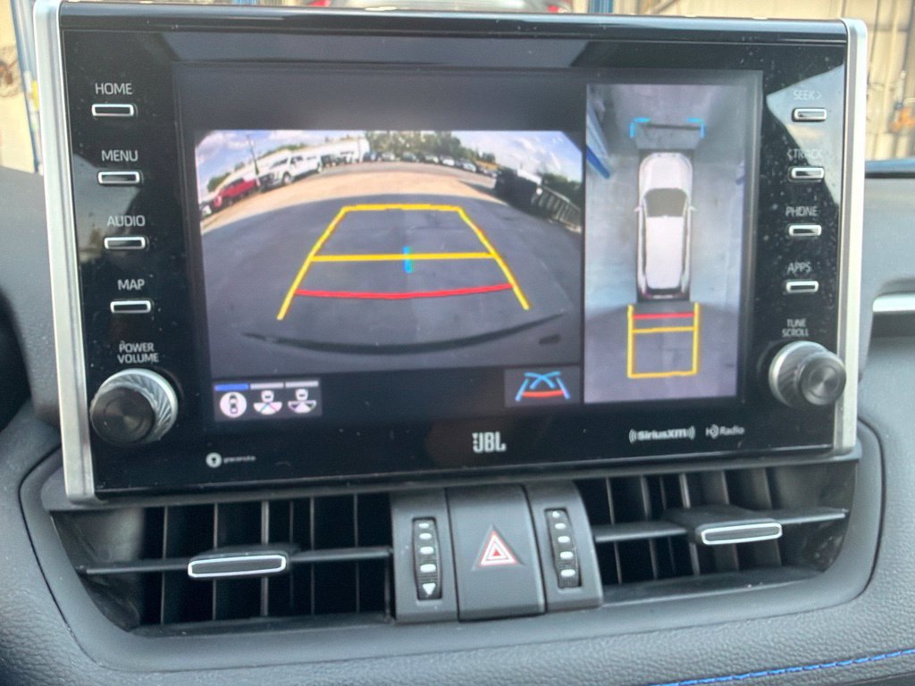 Used 2022 Toyota RAV4 XSE AWD/4WD image 18