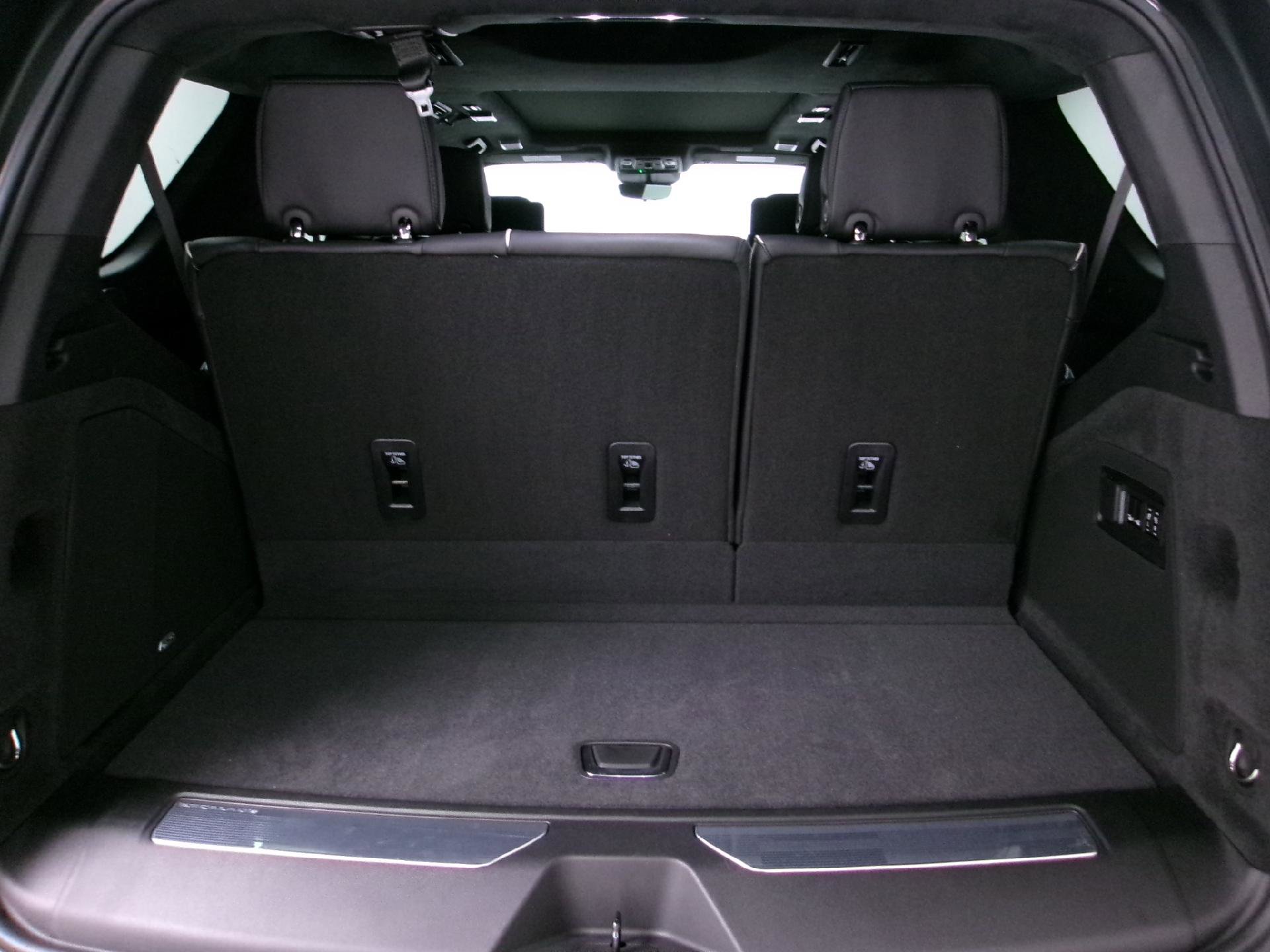 Used 2023 Cadillac Escalade V image 19