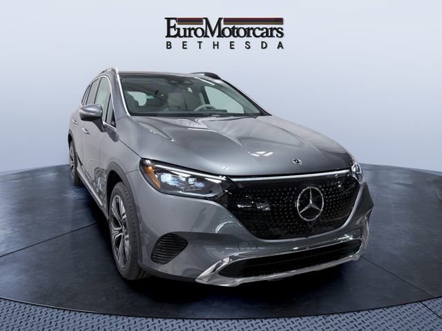 New 2026 Mercedes-Benz EQE 320 4MATIC SUV image 4