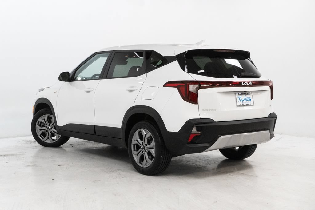 Used 2024 Kia Seltos LX AWD/4WD image 24