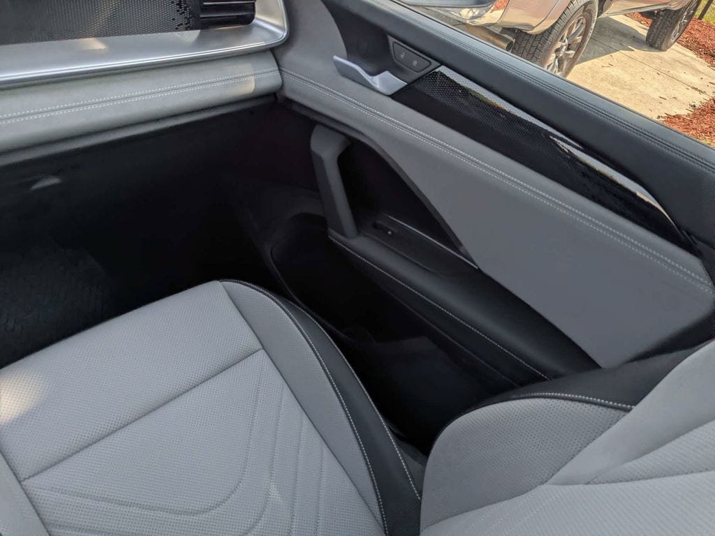 New 2026 Volkswagen Tiguan SE R-Line FWD image 22