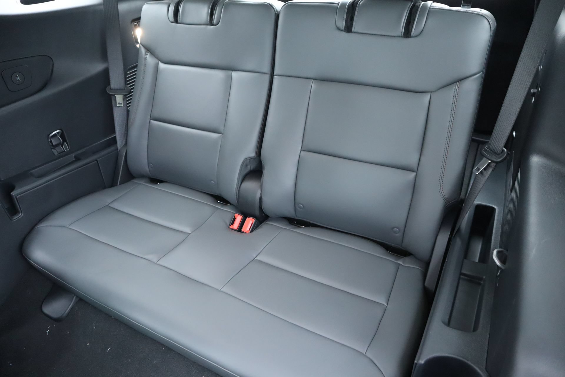 New 2026 Ford Explorer Active w/ Active Comfort Package AWD/4WD image 15