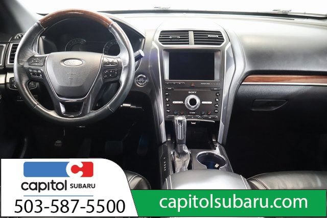 Used 2019 Ford Explorer Platinum AWD/4WD image 16