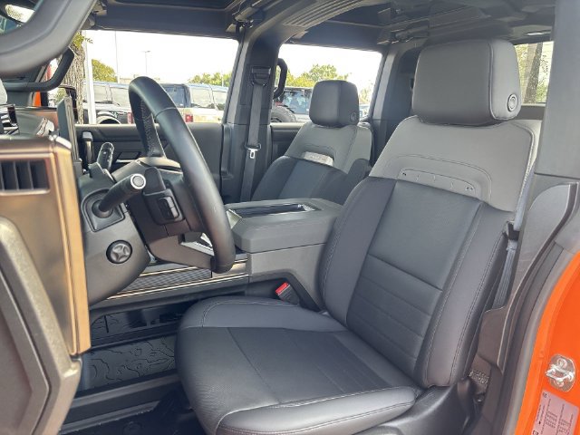 Used 2024 GMC Hummer EV 3X w/ LPO, Sport Package AWD/4WD image 19