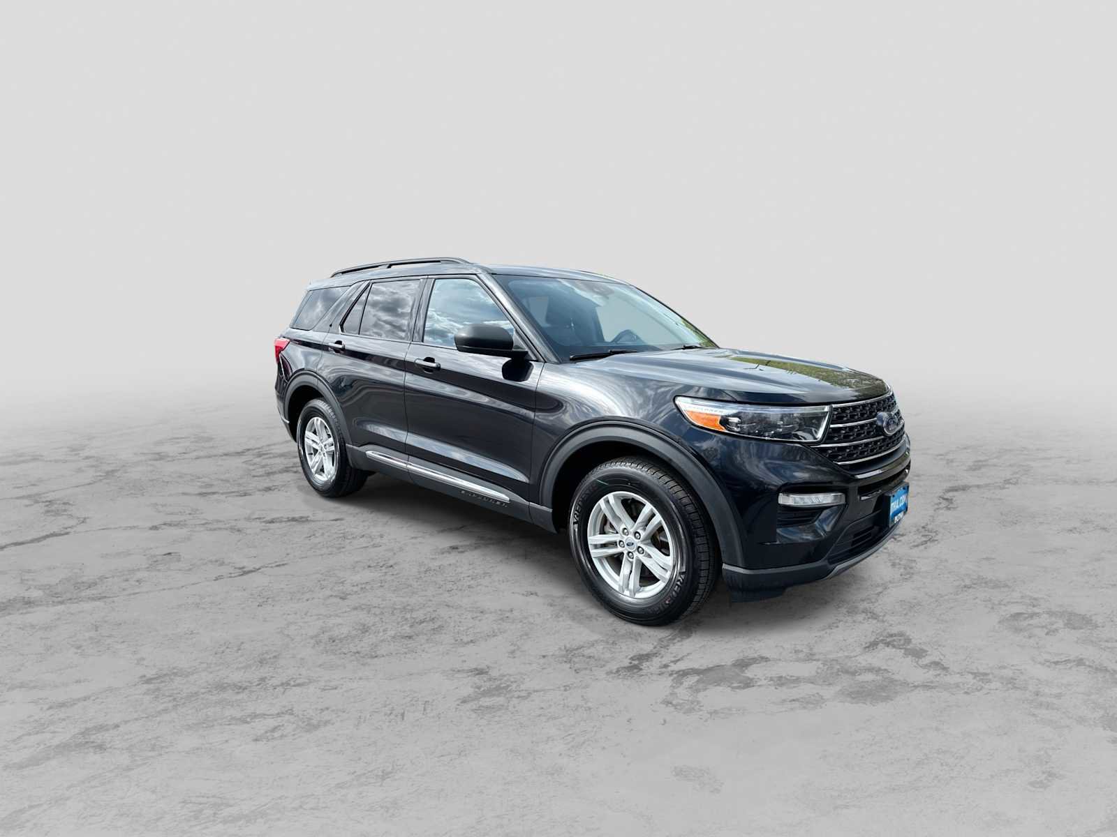 Used 2024 Ford Explorer XLT w/ Equipment Group 202A AWD/4WD video 2