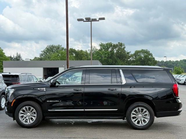 Used 2025 GMC Yukon XL Denali AWD/4WD image 51