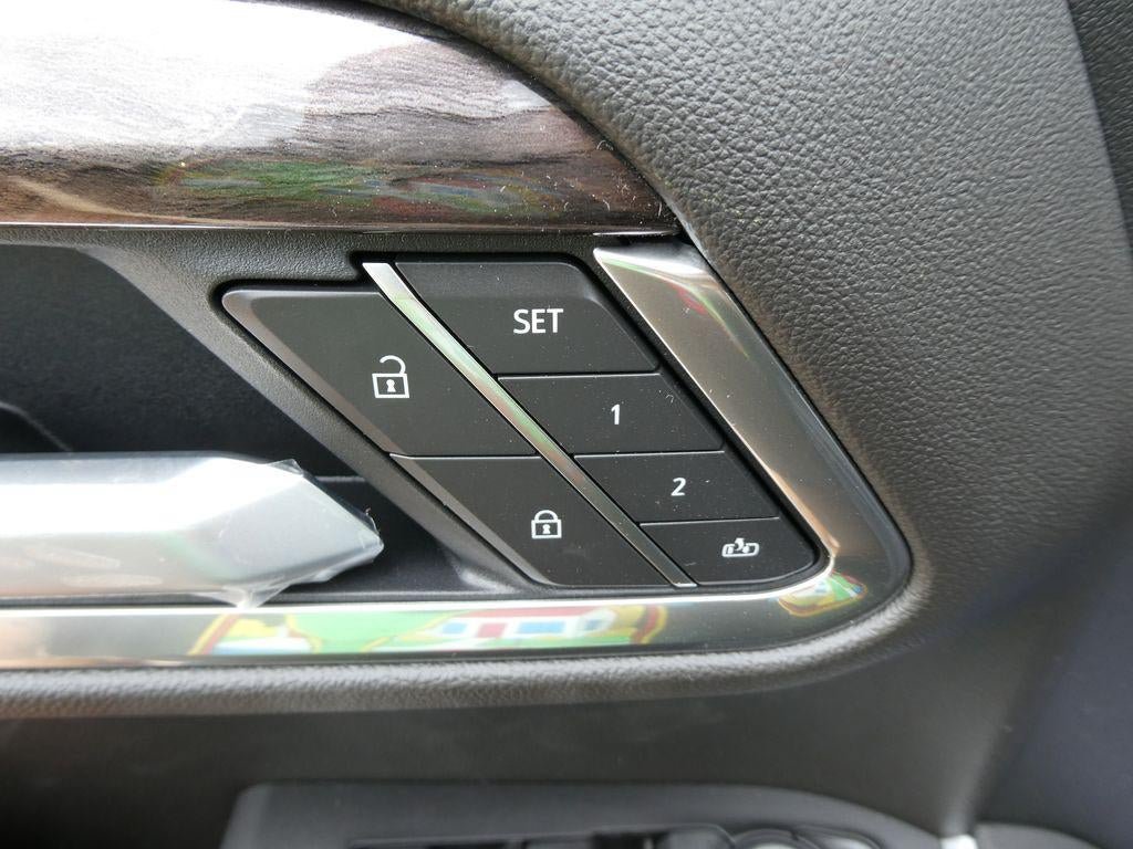 New 2026 Chevrolet Silverado 1500 LTZ w/ LTZ Premium Package AWD/4WD image 26