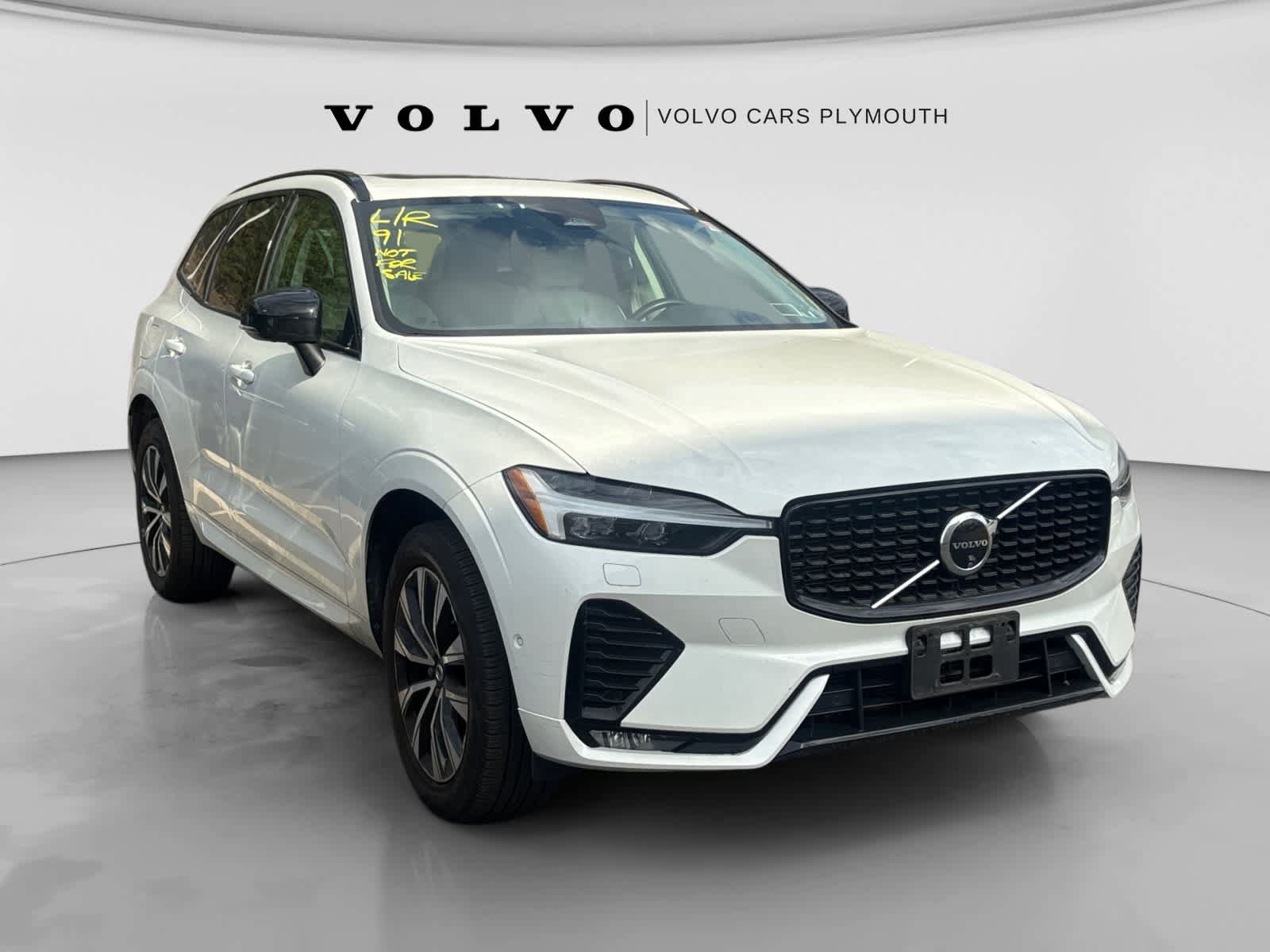 Used 2024 Volvo XC60 B5 Plus w/ Protection Package Premier AWD/4WD image 1
