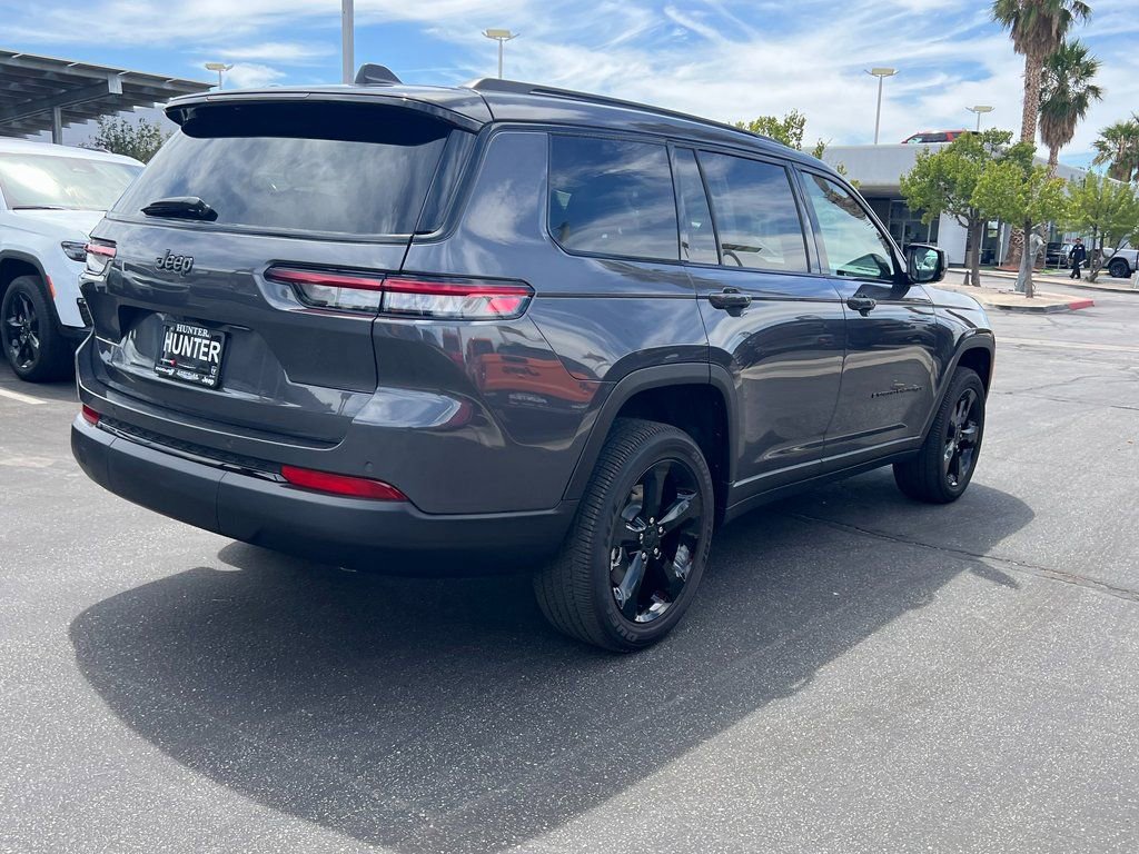 New 2025 Jeep Grand Cherokee L Altitude image 6