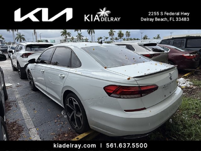 Used 2022 Volkswagen Passat 2.0T R-Line FWD image 8