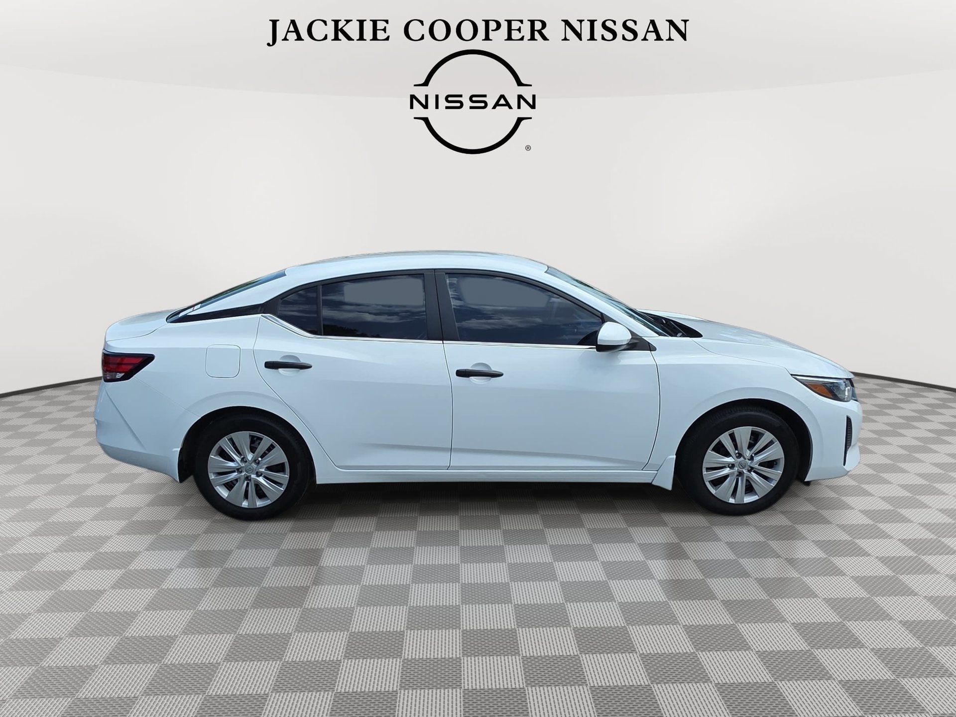 Used 2025 Nissan Sentra S FWD image 4