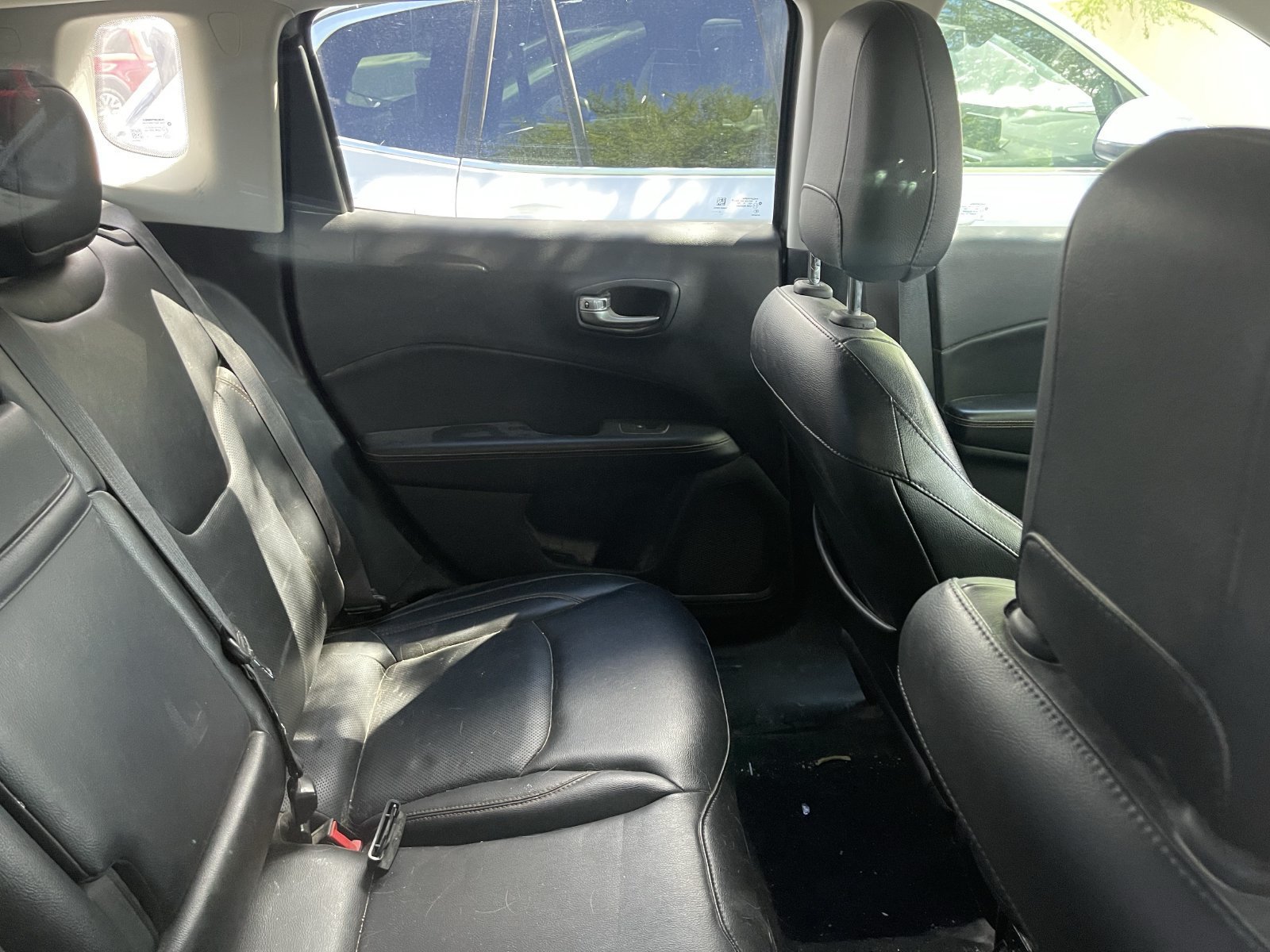 Used 2018 Jeep Compass Limited w/ Navigation Group AWD/4WD image 9
