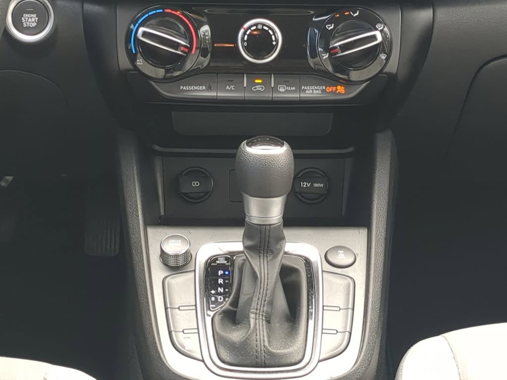 Used 2022 Hyundai Kona SEL image 26