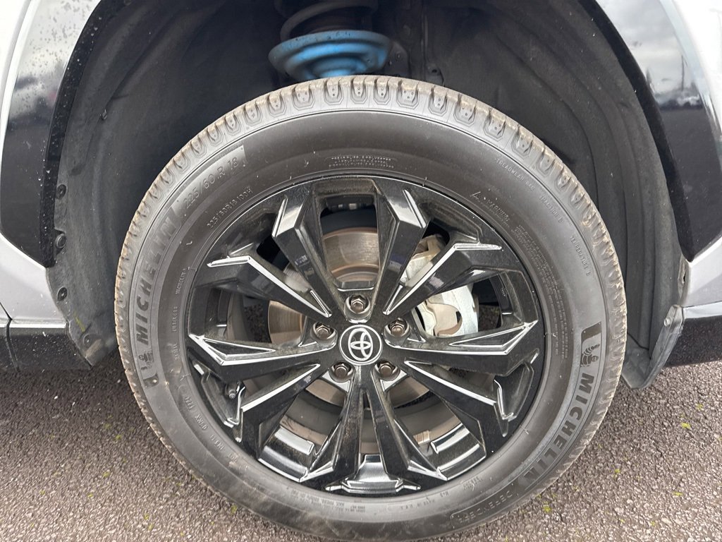 Used 2022 Toyota RAV4 XSE image 26