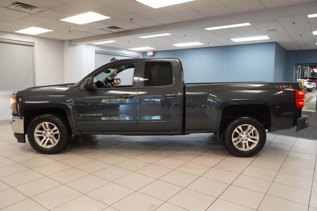 Used 2019 Chevrolet Silverado 1500 LT w/ All Star Edition AWD/4WD image 2