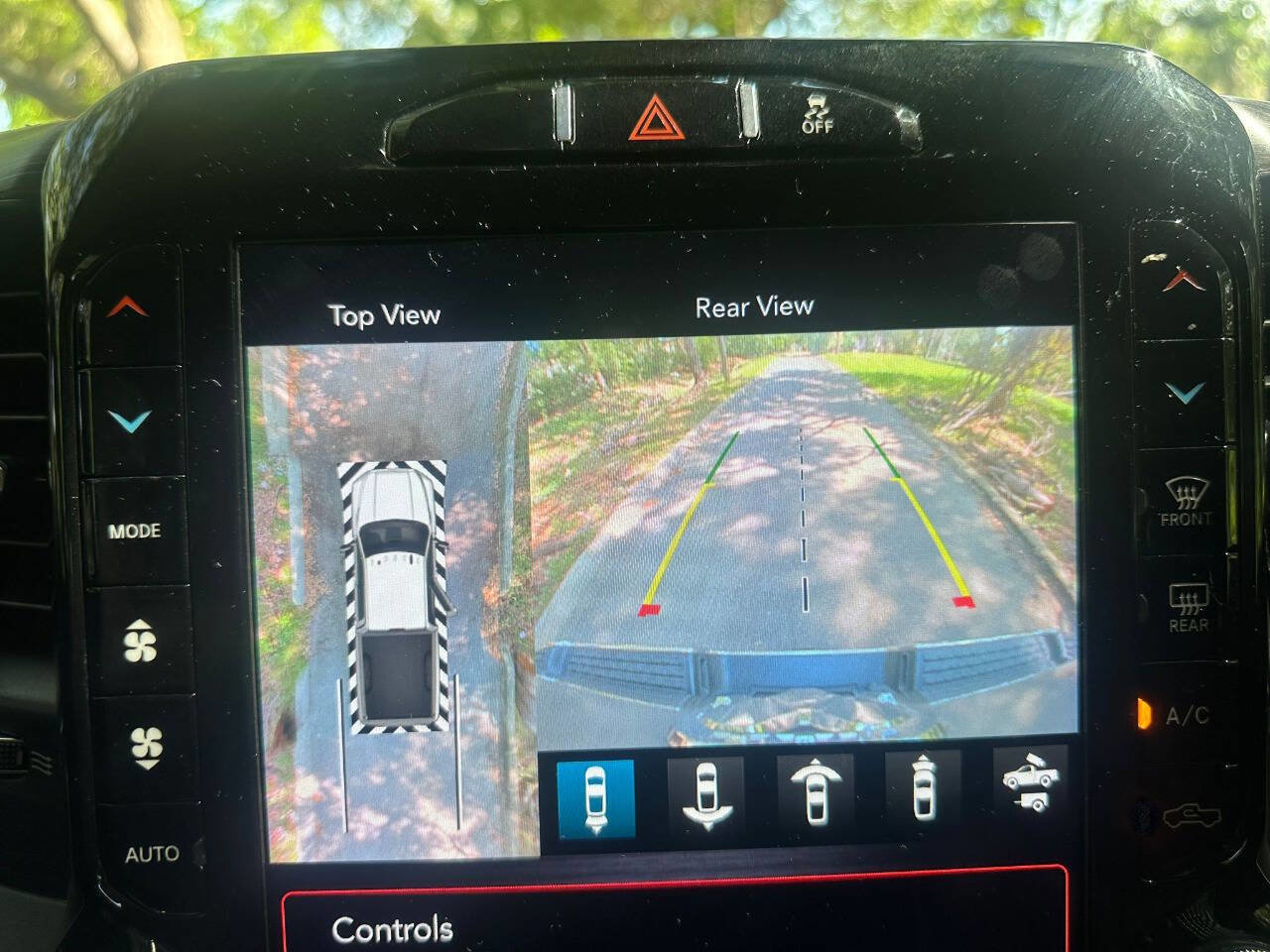 Used 2019 RAM 3500 Laramie image 21