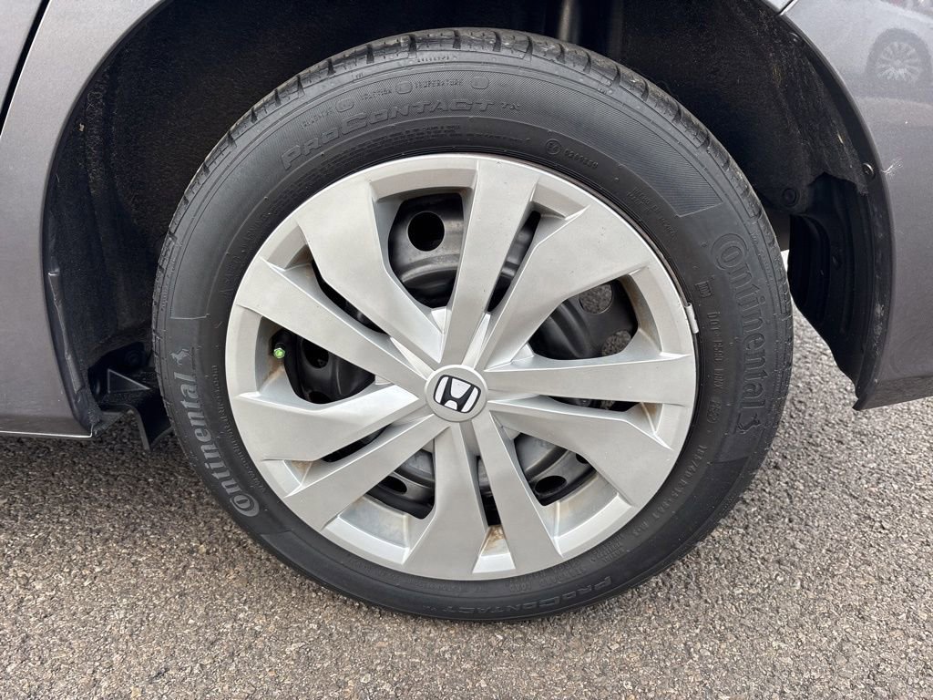 Used 2020 Honda Fit LX image 4