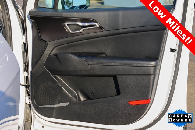 Used 2024 Kia Sportage EX image 13