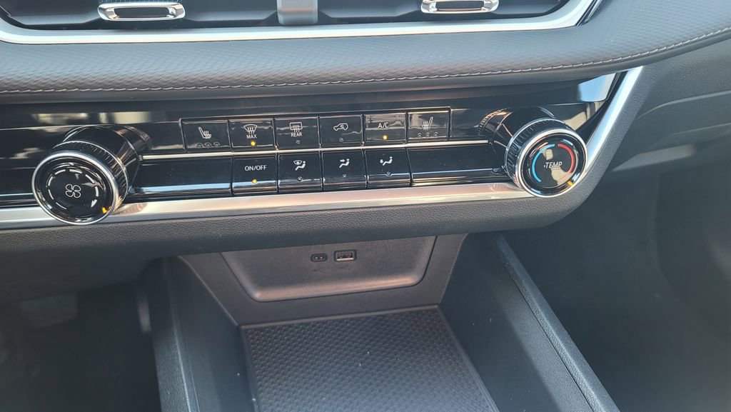 New 2026 Chevrolet Equinox LT image 22