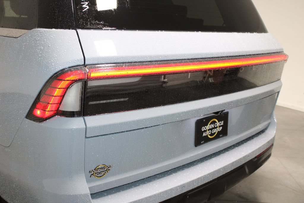 New 2027 Lincoln Navigator Premiere RWD image 59