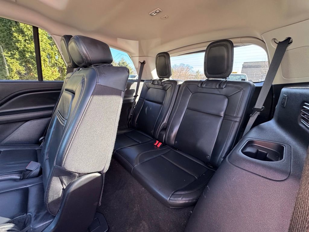 Used 2025 Lincoln Aviator Reserve w/ Equipment Group 201A AWD/4WD image 31