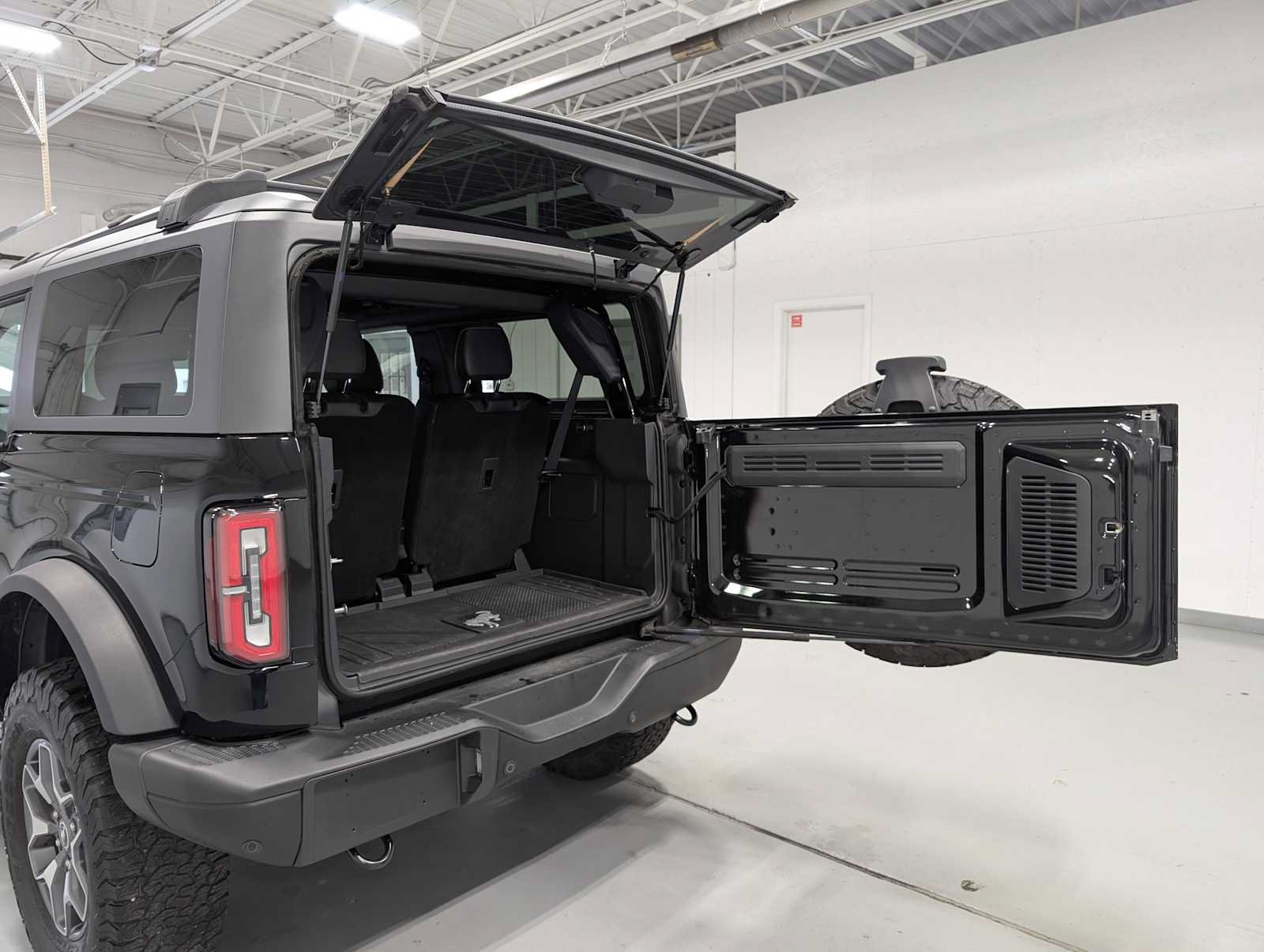 Used 2024 Ford Bronco Badlands AWD/4WD image 41