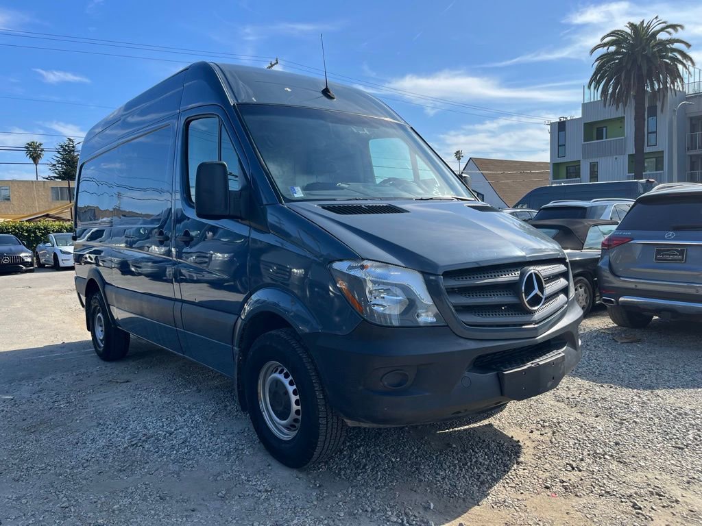 Used 2018 Mercedes-Benz Sprinter 2500 image 3