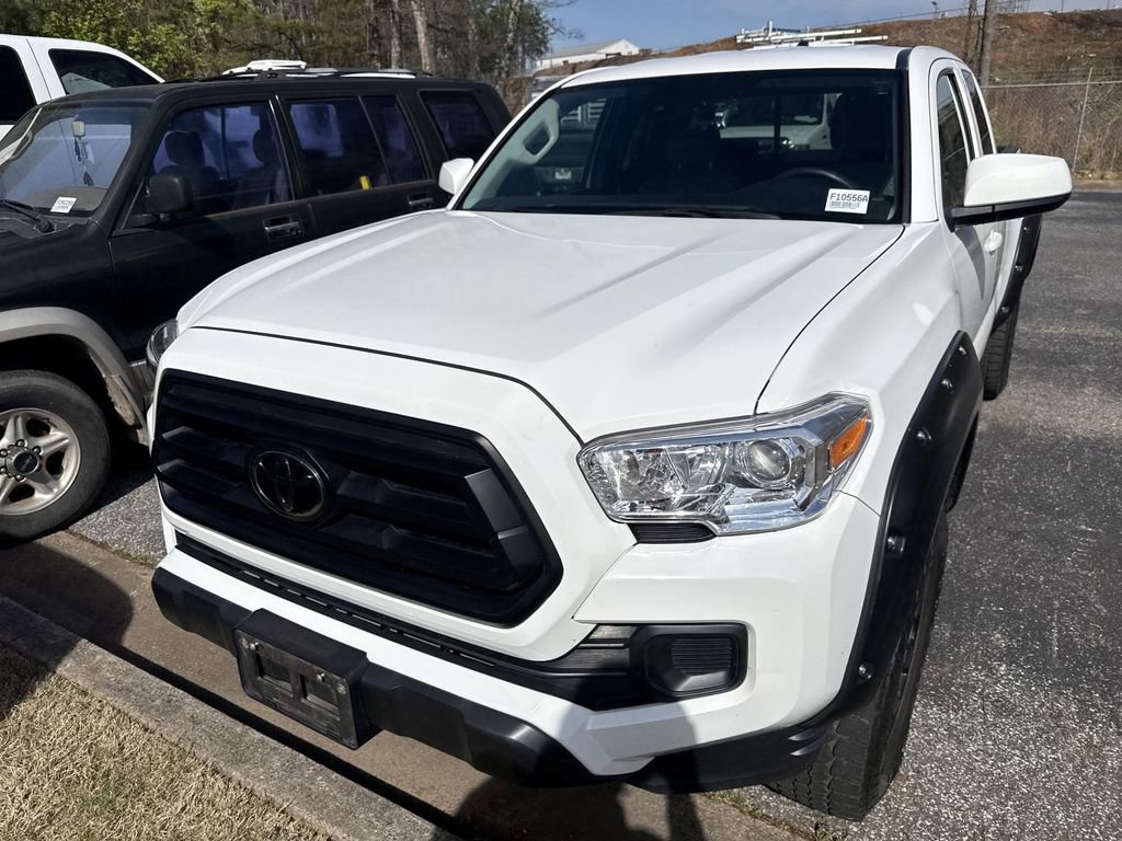 Used 2022 Toyota Tacoma SR image 4
