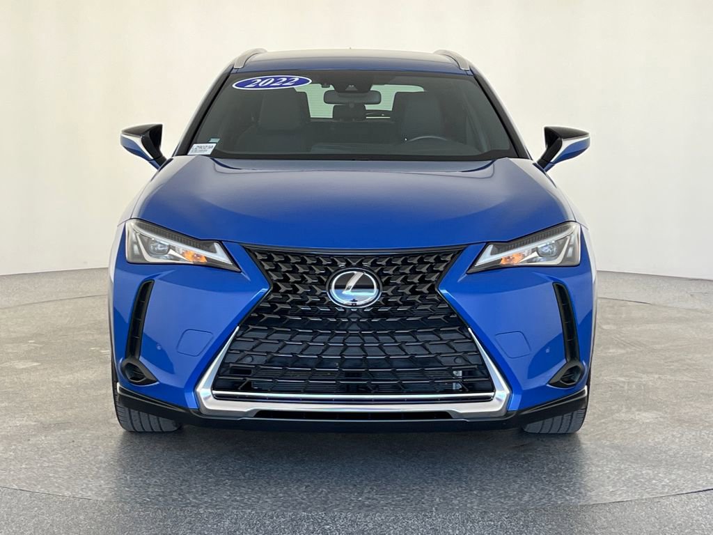 Used 2022 Lexus UX 200 w/ Accessory Package (Z1) image 10