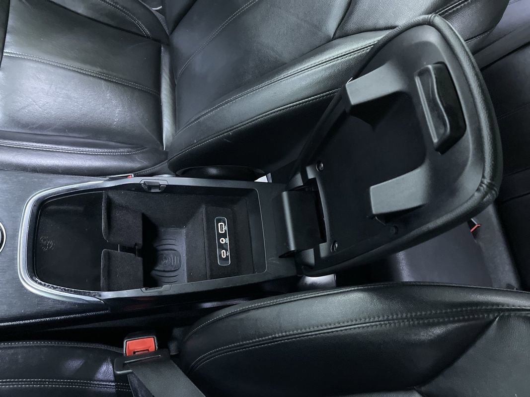 Used 2020 Alfa Romeo Stelvio w/ Cold Weather Package image 26