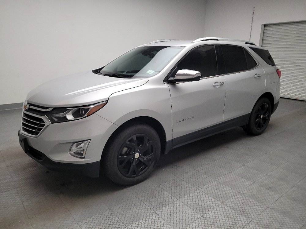 Used 2020 Chevrolet Equinox Premier image 2
