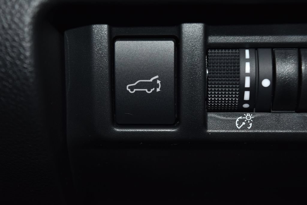 Used 2025 Subaru Forester Sport AWD/4WD image 18