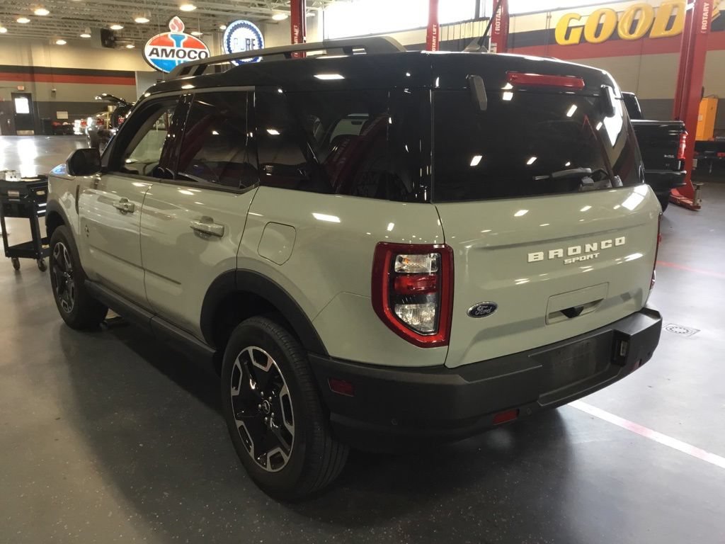 Used 2024 Ford Bronco Sport Outer Banks AWD/4WD image 4