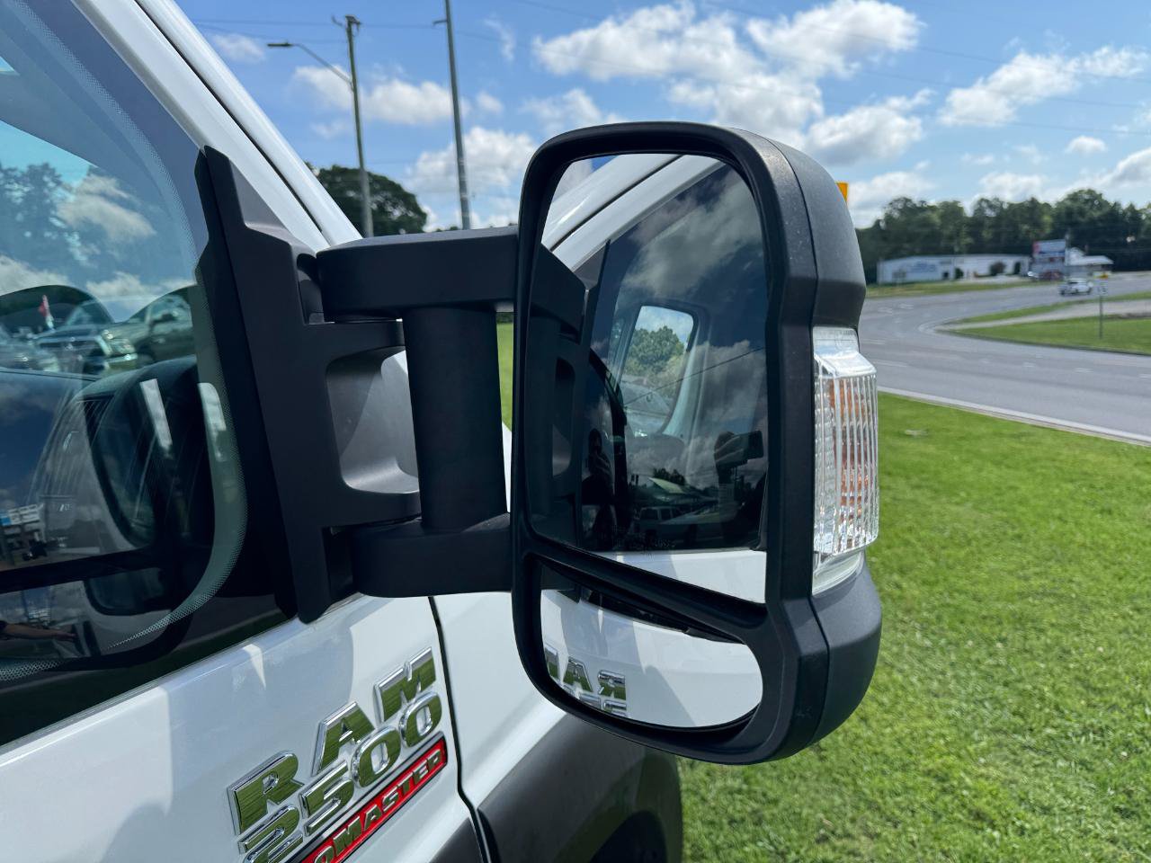 Used 2021 RAM ProMaster 2500 FWD image 10