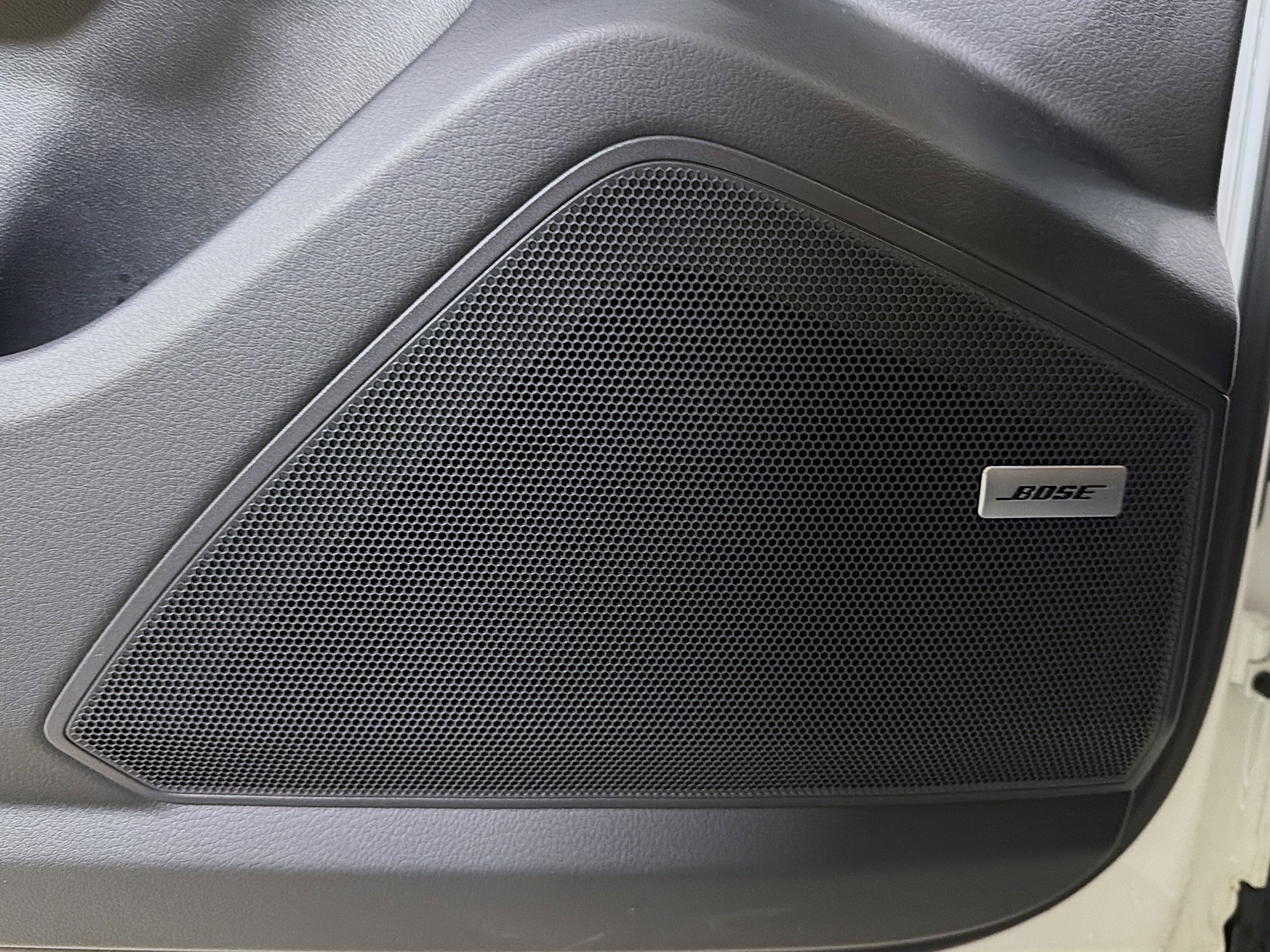 Certified 2025 Porsche Cayenne image 24