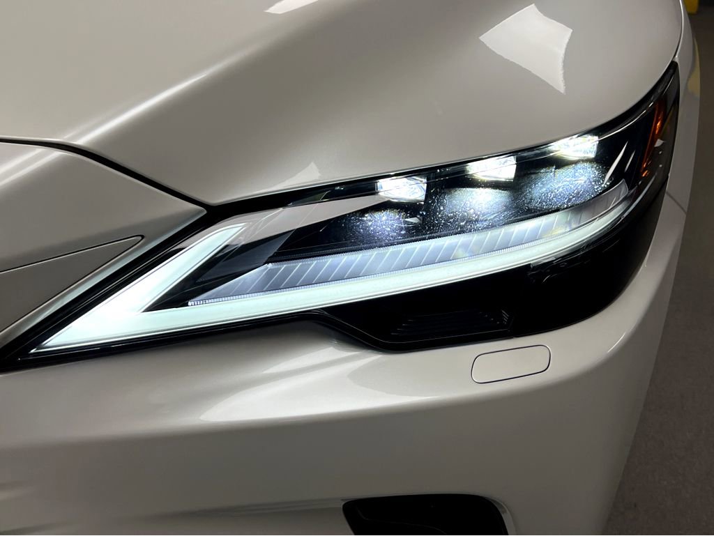 New 2026 Lexus RX 450h AWD image 36