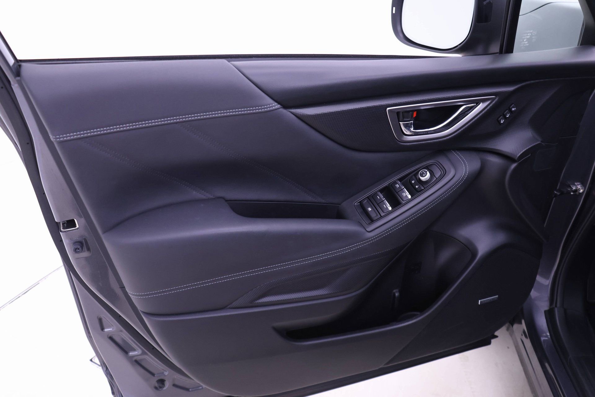 Used 2023 Subaru Forester Touring image 8