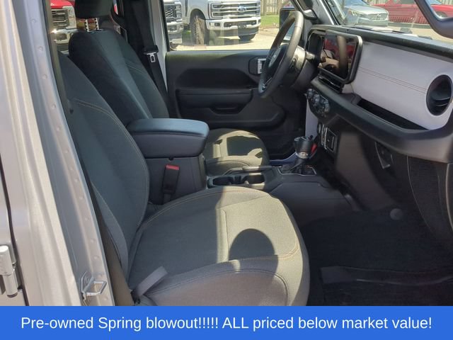 Used 2024 Jeep Wrangler Unlimited Sport AWD/4WD image 42
