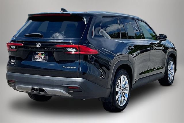 Used 2024 Toyota Grand Highlander AWD image 5