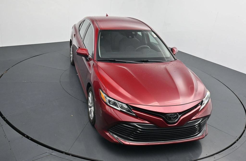 Used 2019 Toyota Camry LE FWD image 10