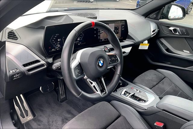 Used 2025 BMW M235i xDrive w/ Technology Package image 13
