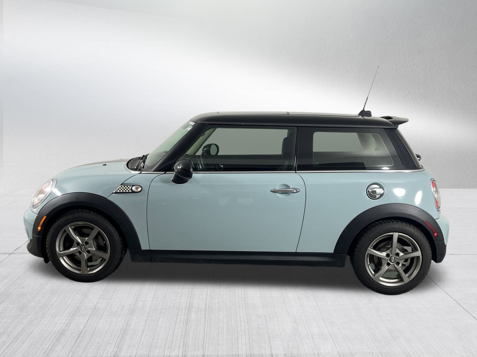 Used 2013 MINI Cooper S image 4