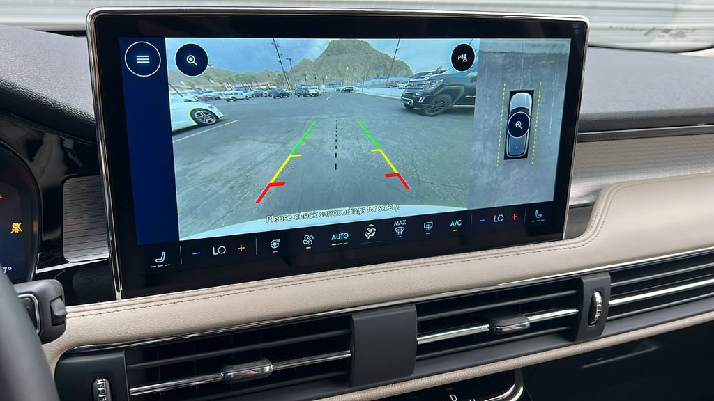 New 2025 Lincoln Corsair Premiere w/ Equipment Group 101A image 16