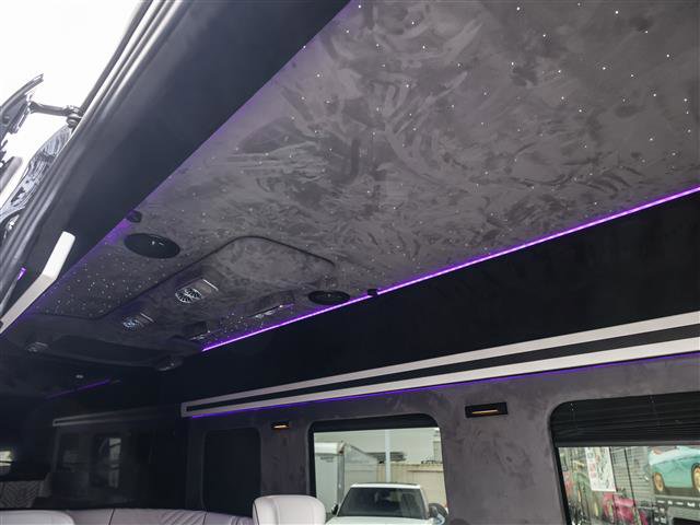 Used 2023 Mercedes-Benz Sprinter 3500 image 25