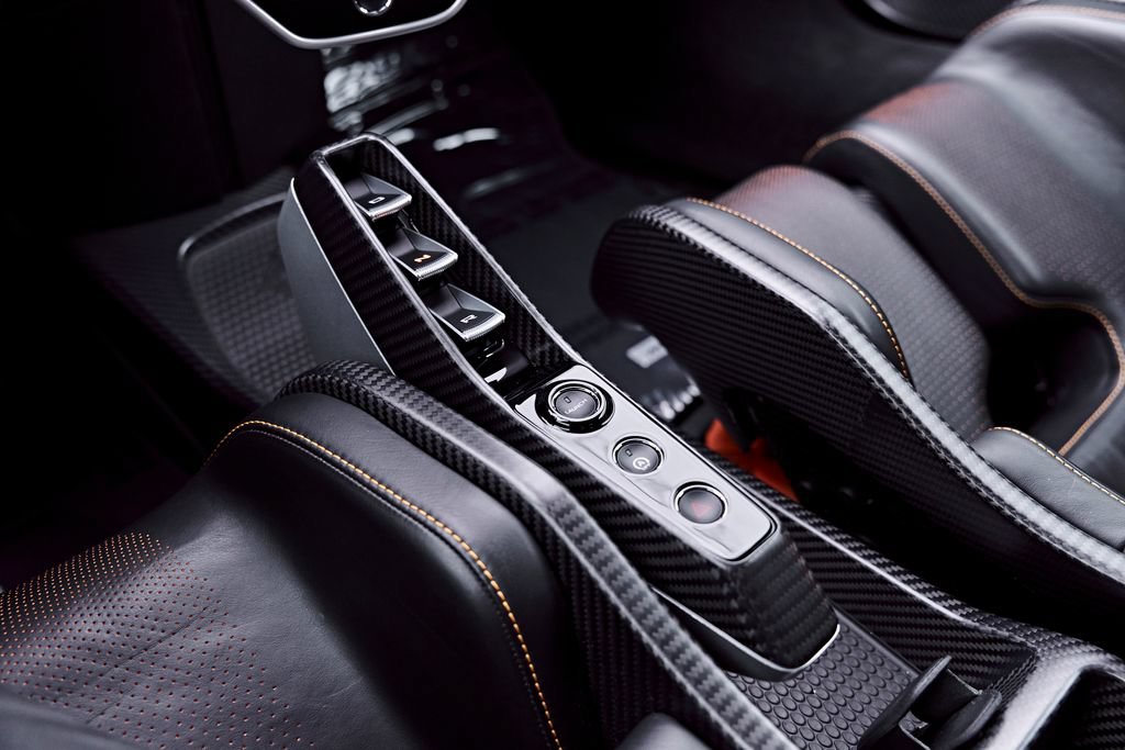 Used 2019 McLaren Senna RWD image 87