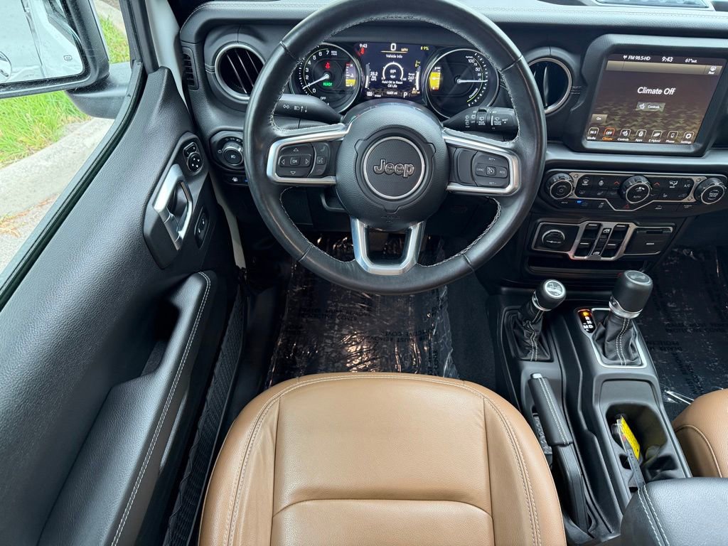 Used 2023 Jeep Wrangler Unlimited Sahara w/ Cold Weather Group image 15
