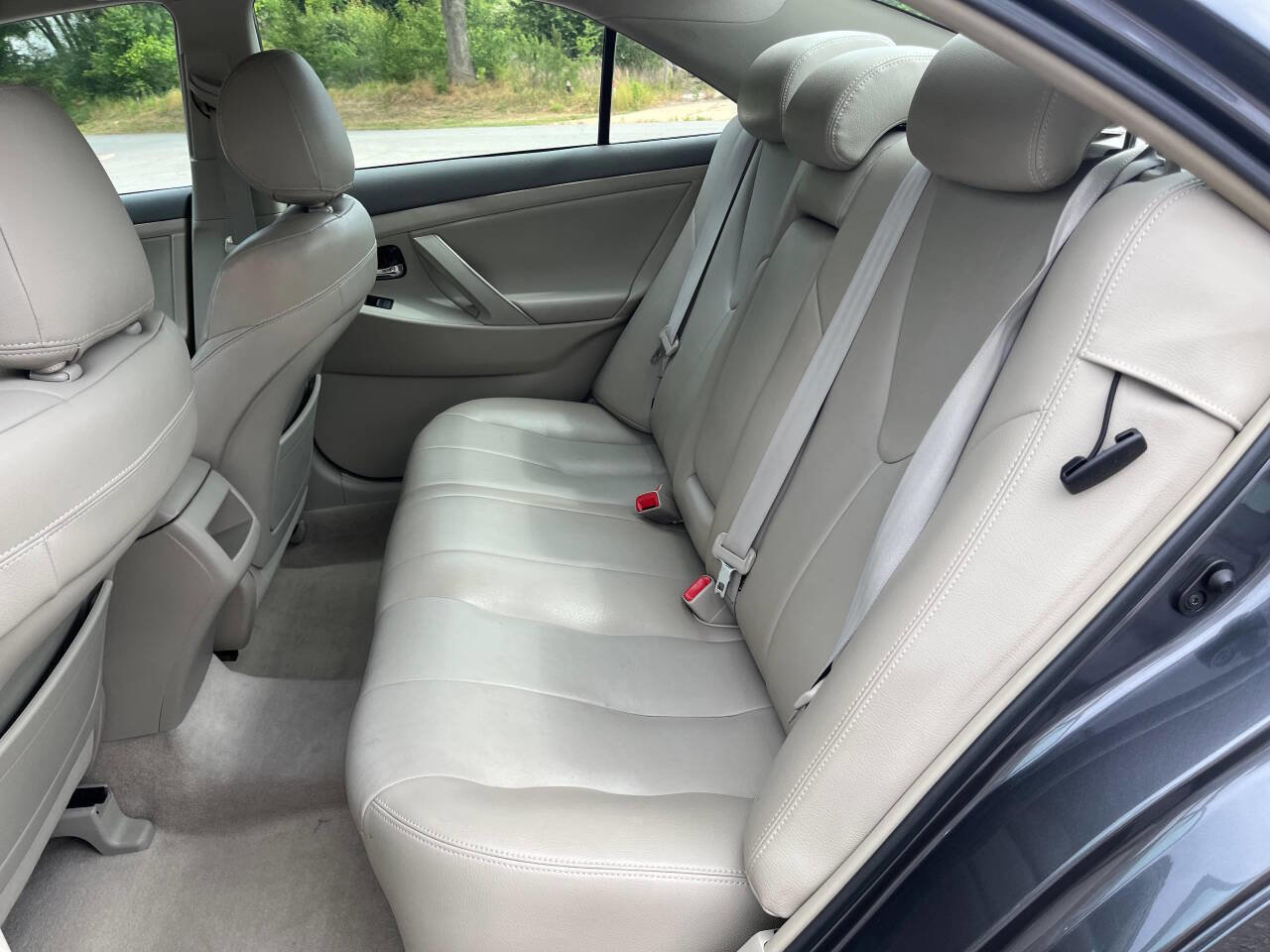 Used 2009 Toyota Camry LE FWD image 20